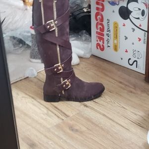 2 pair never worn boots